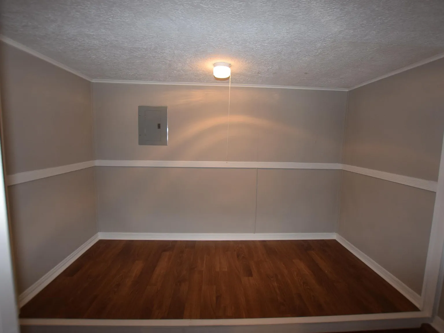 3 bed, $975 — Photo 4