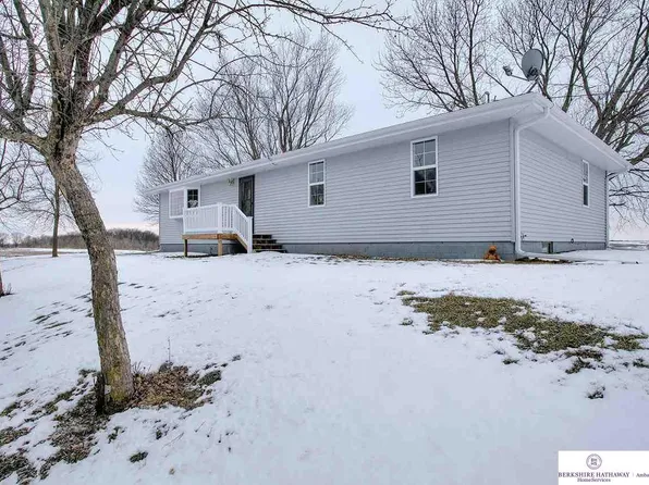 29338 Coldwater Ave, Honey Creek, IA 51542
