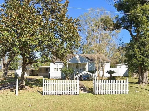 211 Oneal St, Pineville, LA 71360