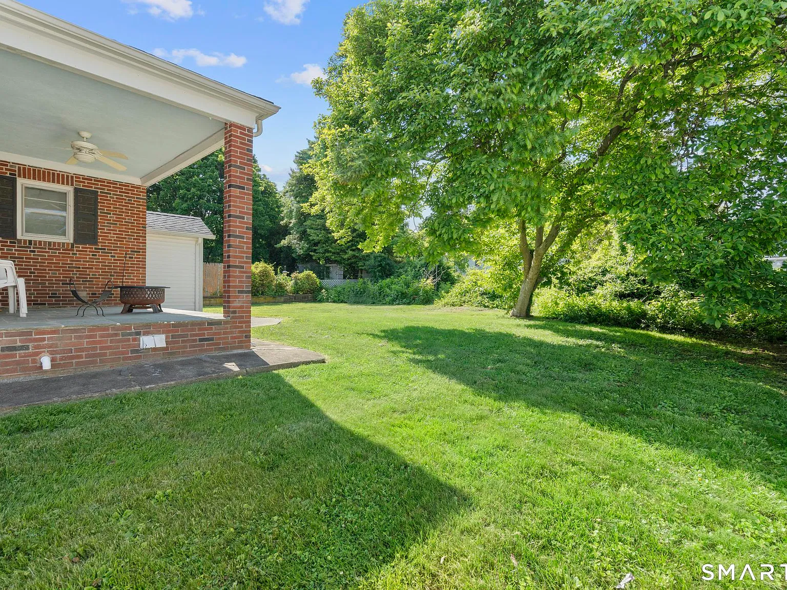 5 bed, 2.5 bath, 2454 sqft, $4,750 — Photo 3