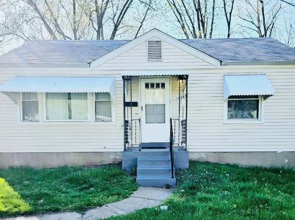 6353 Abbott Dr, Saint Louis, MO 63134