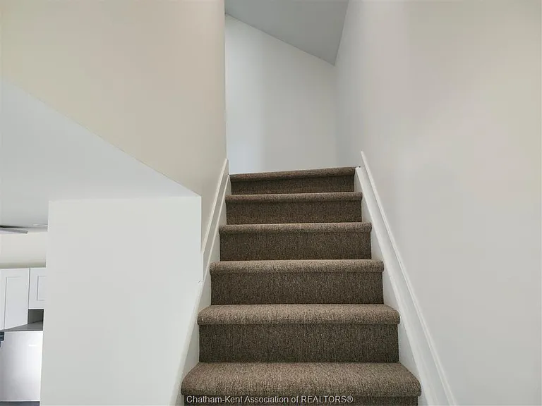 22 Gray St #A — Photo 10
