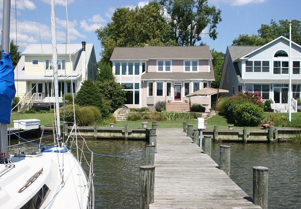 1st image of 607 Creek View Ave