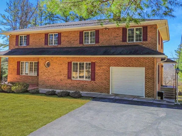 1052 Green Hill Farm Rd, Reisterstown, MD 21136