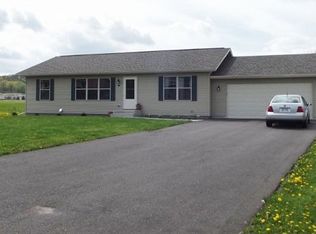 1249 Silver Dr, Baraboo, WI 53913