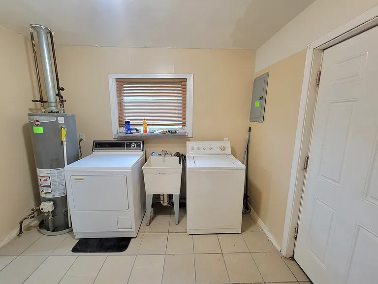 7248 Hupp Ave — Photo 12