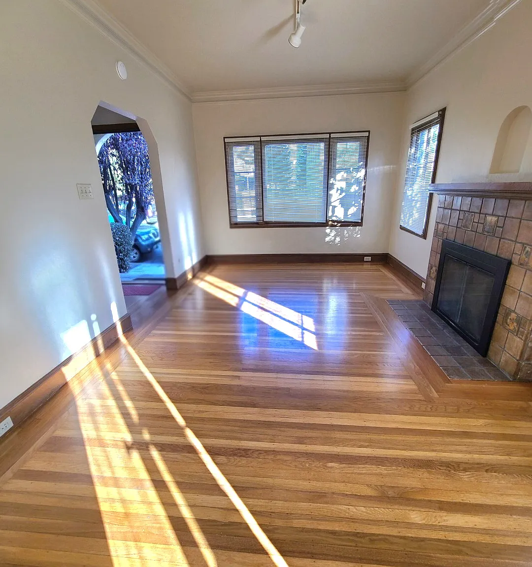 2 bed, 836 sqft, $3,750 — Photo 1