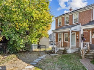 11 Cardinal Rd, Baltimore, MD 21221
