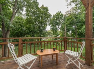 19 N Main St APT 2, Ipswich, MA 01938