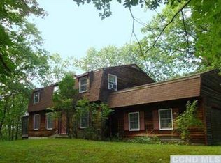 137 W View Dr, Ghent, NY 12075