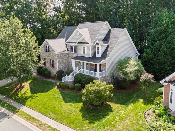 2848 Mount Isle Harbor Dr, Charlotte, NC 28214