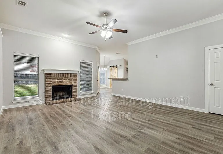 1800 Meadowlark Ln — Photo 5