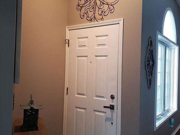 4th image of 6287 Squire Lake Dr