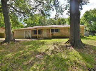 1204 N Culver St, Gladewater, TX 75647