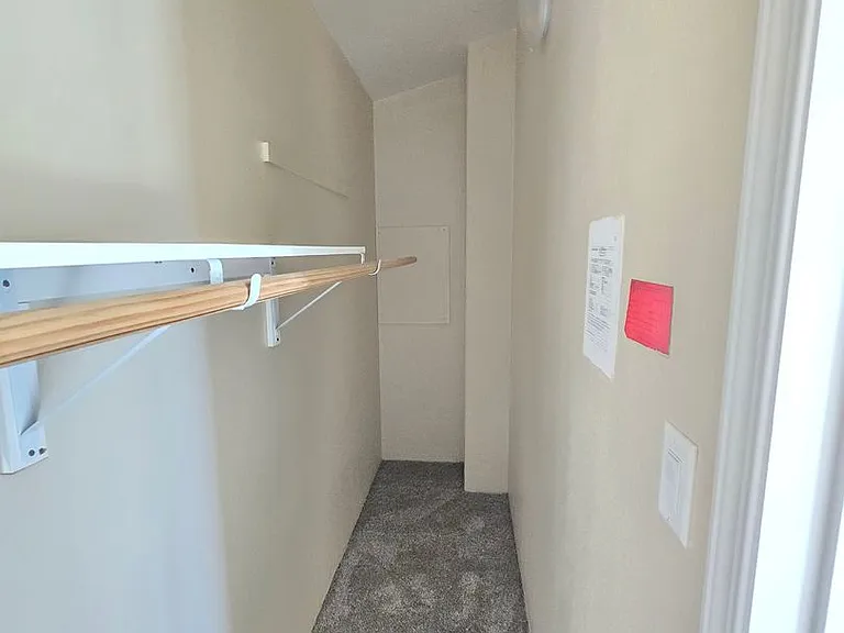 2249 Belthorn Ct — Photo 8