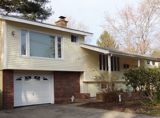 60 Causeway St, Hudson, MA 01749