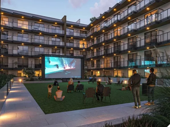 1280 Sutherland Ave #216, Kelowna, BC V1Y 5Y3