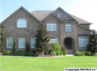 711 Shasta Dr, Albertville, AL 35950