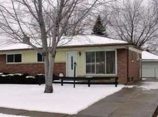 12929 E 13 Mile Rd, Warren, MI 48088