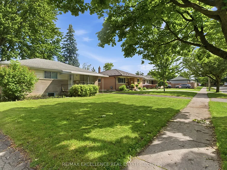 1814 Whitehall Dr — Photo 27