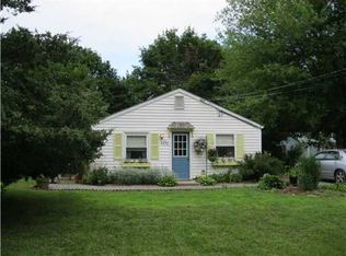 101 Howard Ave, Scituate, RI 02831