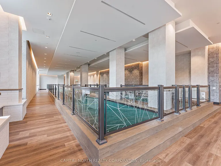 9000 Jane St #2022 — Photo 14