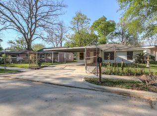 433 Benbrook Dr, Houston, TX 77076