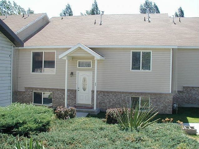 Gorgeous golf course townhome near Salt Lake City, Utah.