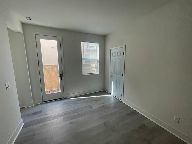 2398 Calle Grandon — Photo 18