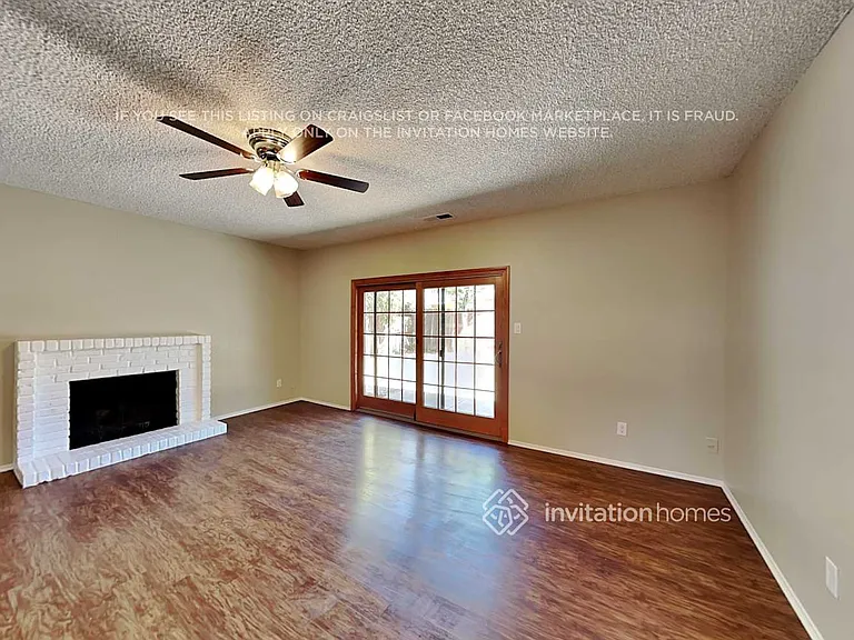 2453 Aramon Dr — Photo 6