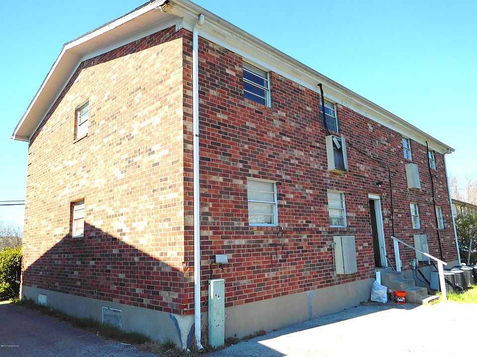 2nd image of 4807 Saddlebrook Ln