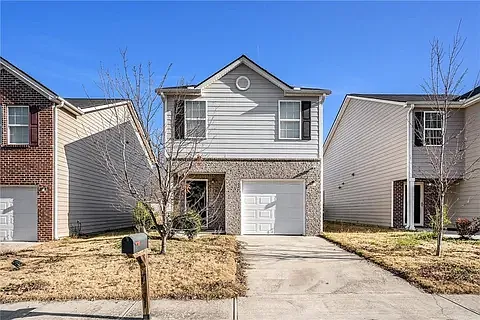 2137 Belmont Cir Photo 1