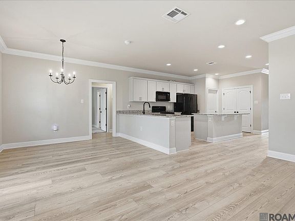 3rd image of 62737 Capella Ct