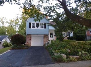 2440 W Livingston St, Allentown, PA 18104