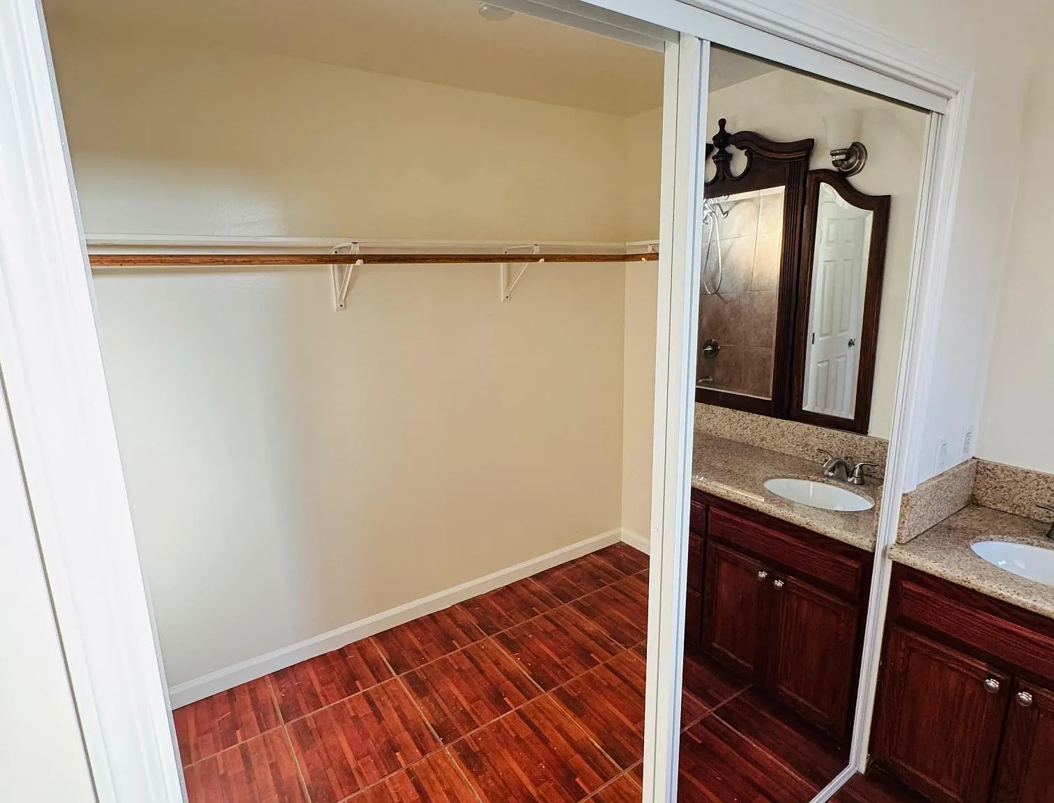 4 bed, 2.5 bath, 1895 sqft, $4,100 — Photo 4