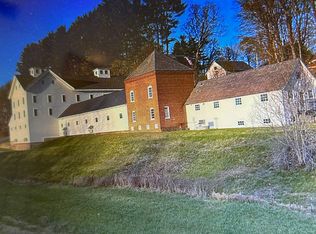 42 Potato Barn Ln #2, Walpole, NH 03608