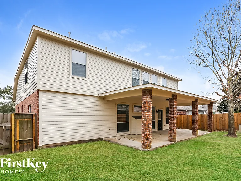 18210 Olive Tree Ct — Photo 14
