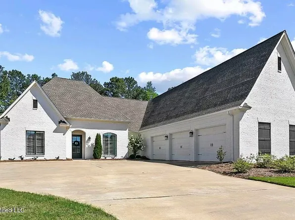 216 S Woodcreek Rd, Madison, MS 39110