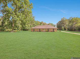 1055 E Flonacher Rd, Zachary, LA 70791