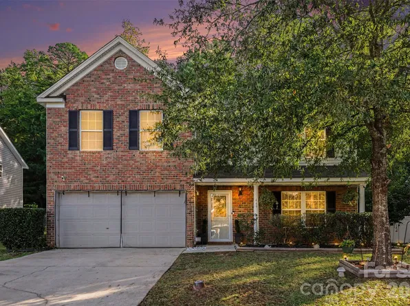 669 Lynville Ln, Rock Hill, SC 29730