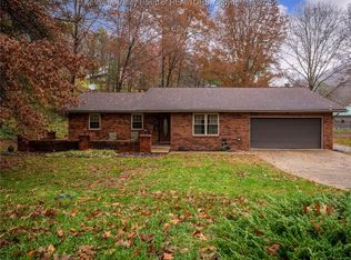 5398 Hillbrook Dr, Cross Lanes, WV 25313