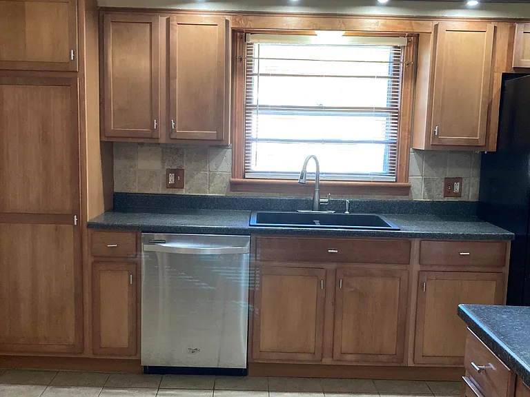 4523 Green Glen Dr — Photo 15