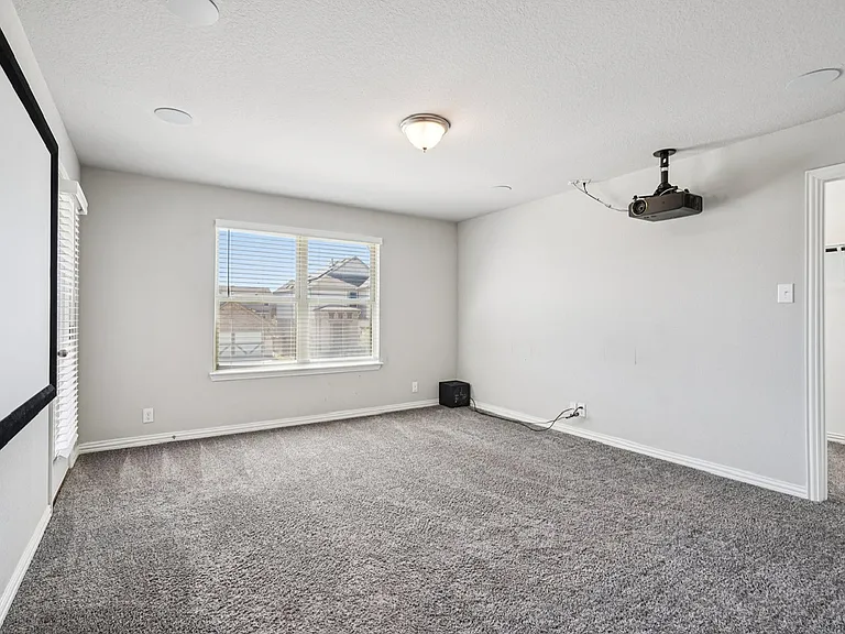 2034 Egret Ave — Photo 13