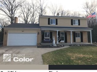 121 Ashwood Dr, Avon Lake, OH 44012