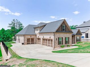 953 Auburn Rd, Dacula, GA 30019