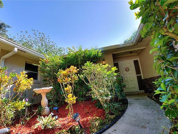 5th image of 8208 Sugarbush Ct