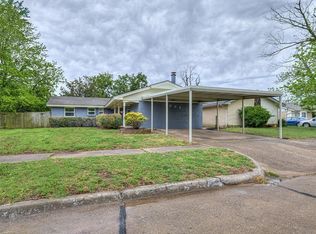 3008 Overland Dr, Del City, OK 73115