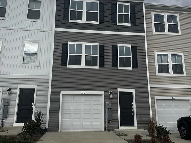 109 Brashear Ct #1 — Photo 1