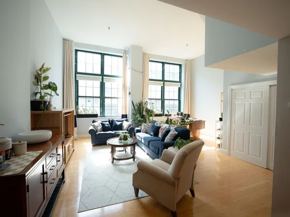200 Market St #53B, Lowell, MA 01852