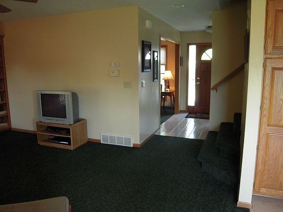 3rd image of 17004 Karen St